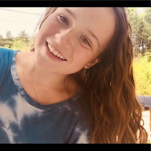 Meet your Posher, Briana